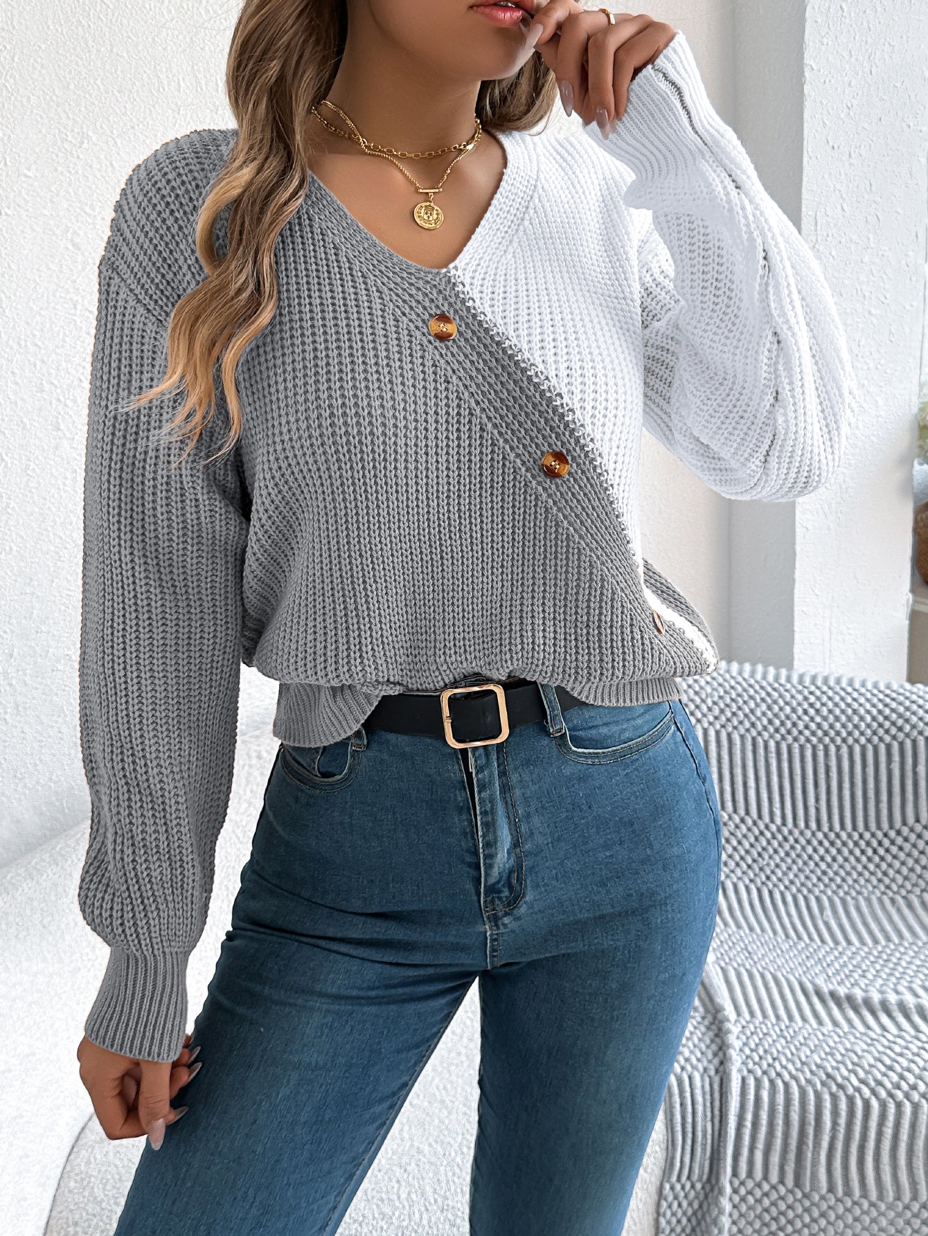 V-Neck Color Block Lantern Sleeve Pullover Sweater - threadspired