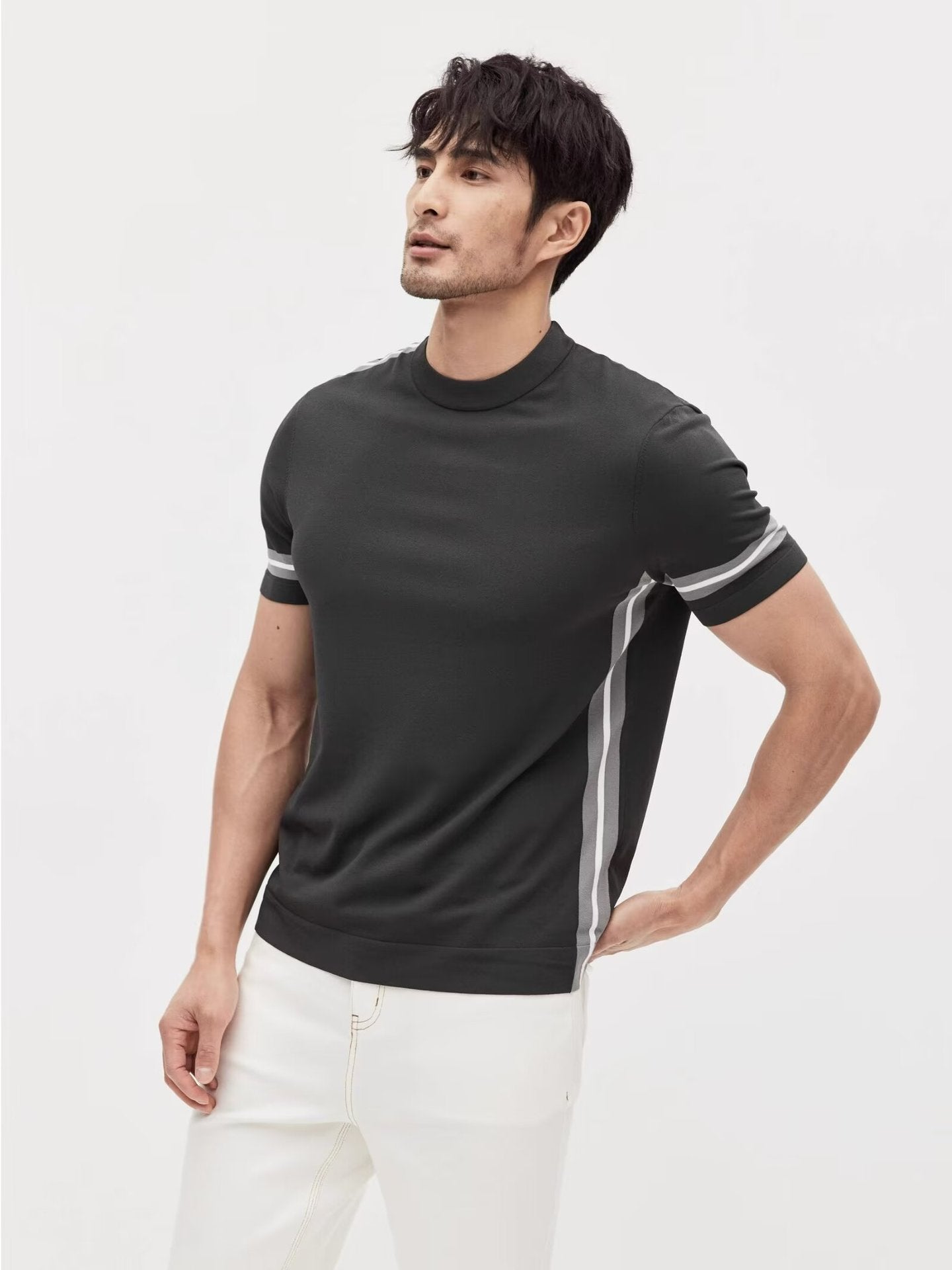 Form Fitted Short Sleeve Shirt