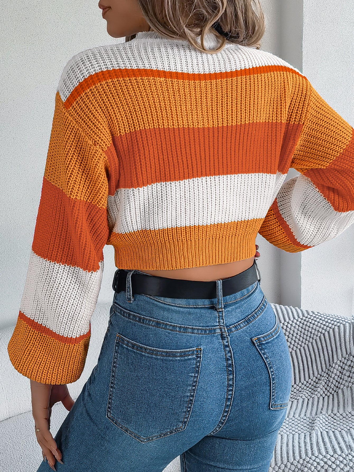 Lantern Sleeve Cropped Pullover Sweater - threadspired