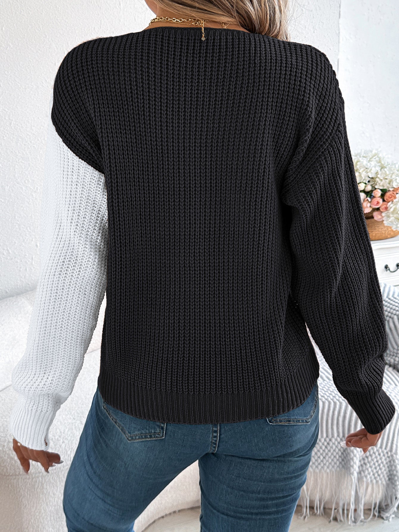 V-Neck Color Block Lantern Sleeve Pullover Sweater - threadspired